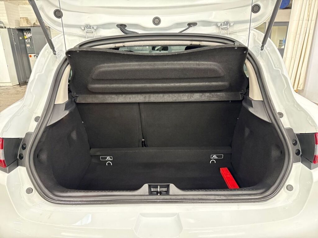 Renault Clio 2018 Valkoinen