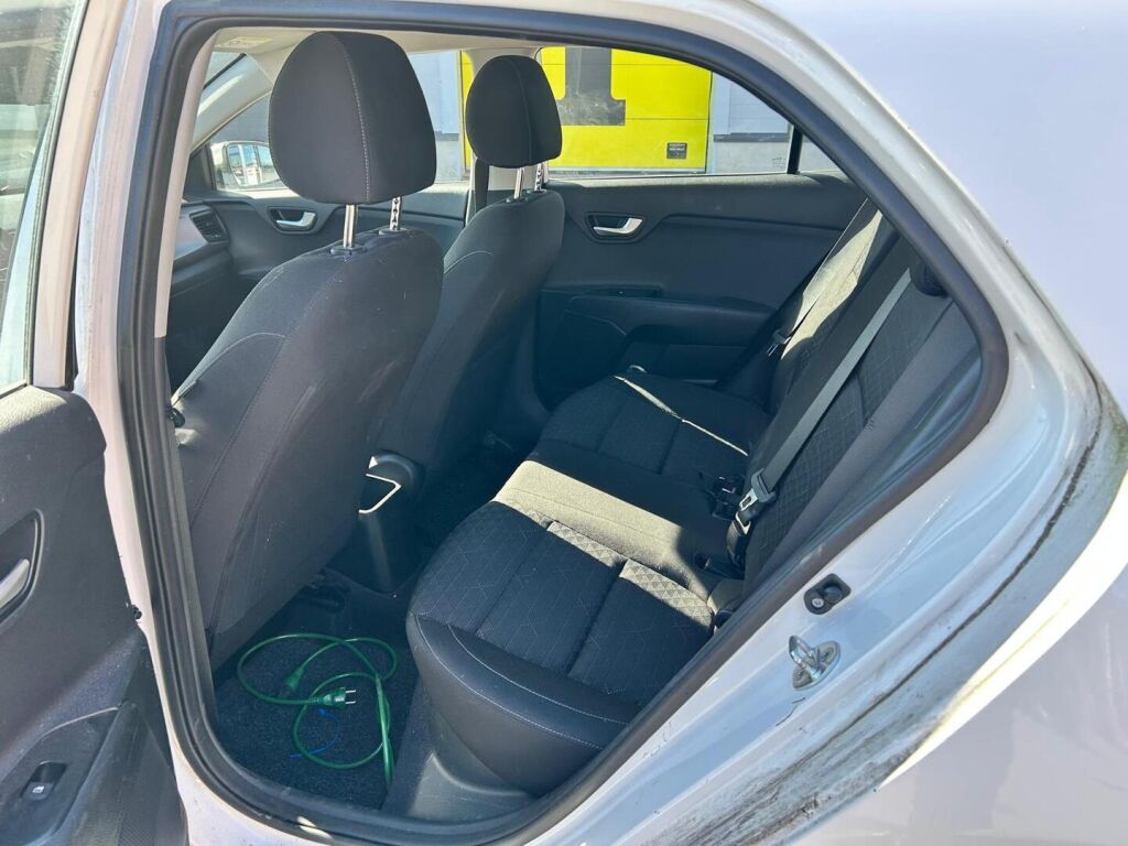 Kia Rio 2019 Valkoinen