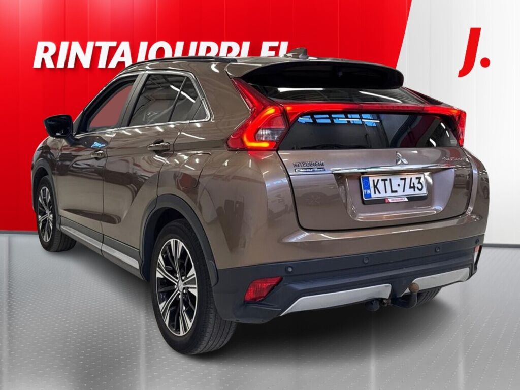 Mitsubishi Eclipse Cross 2018 Ruskea (beige)