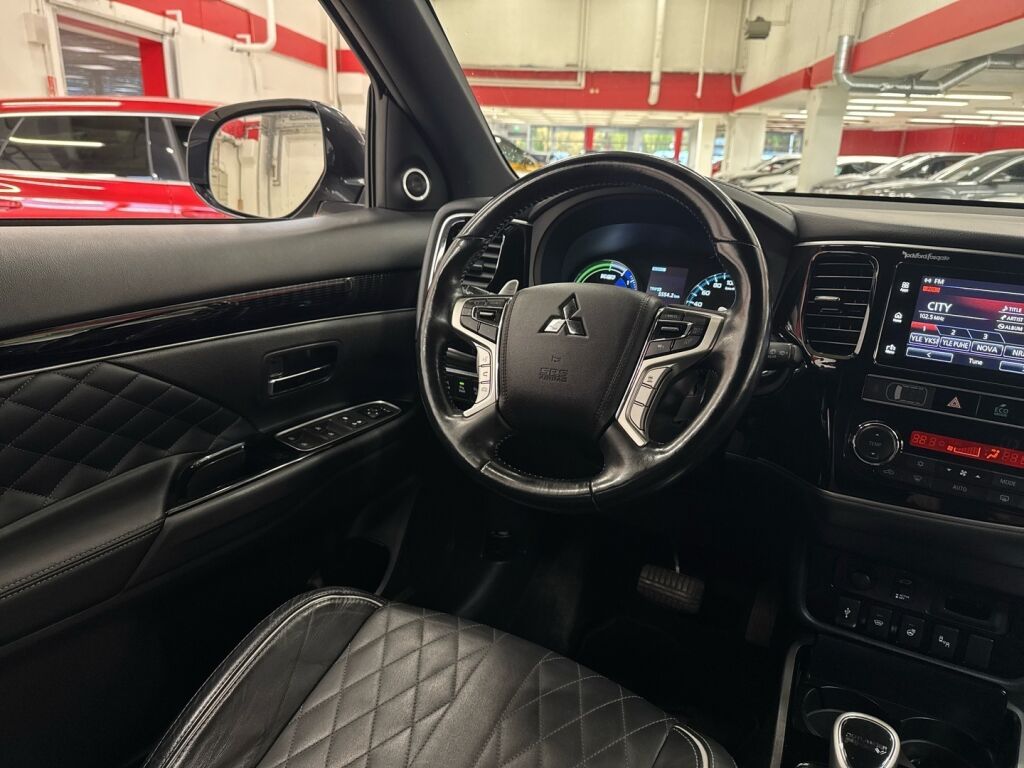 Mitsubishi Outlander PHEV 2018 Harmaa