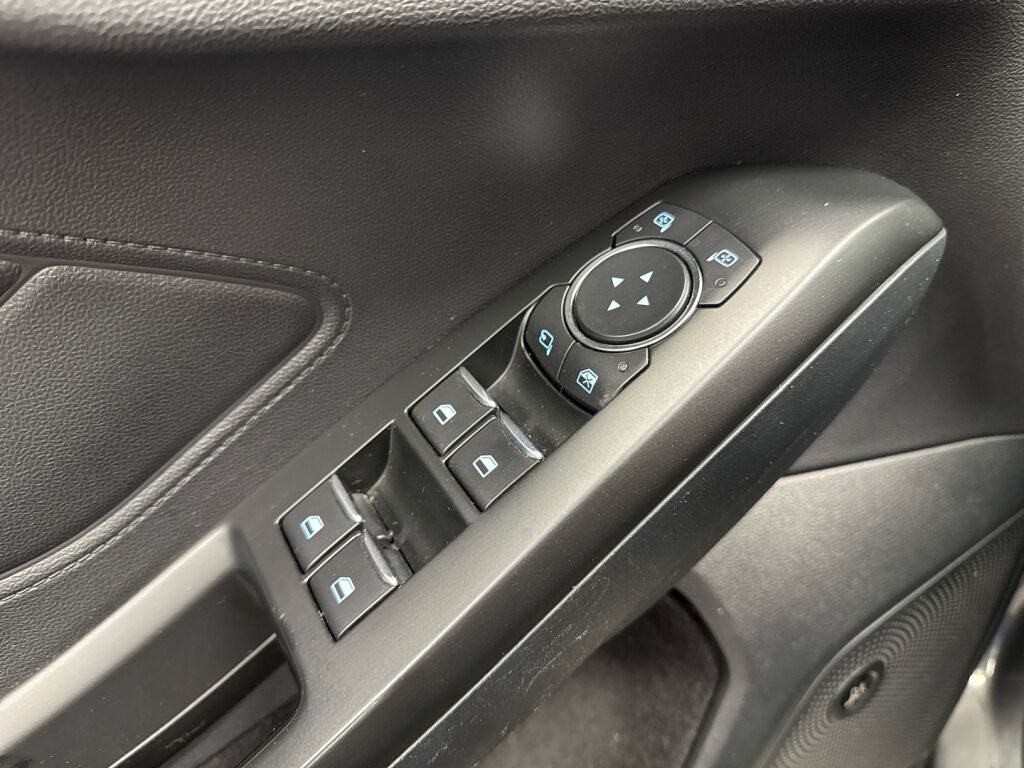 Ford Focus 2019 Harmaa