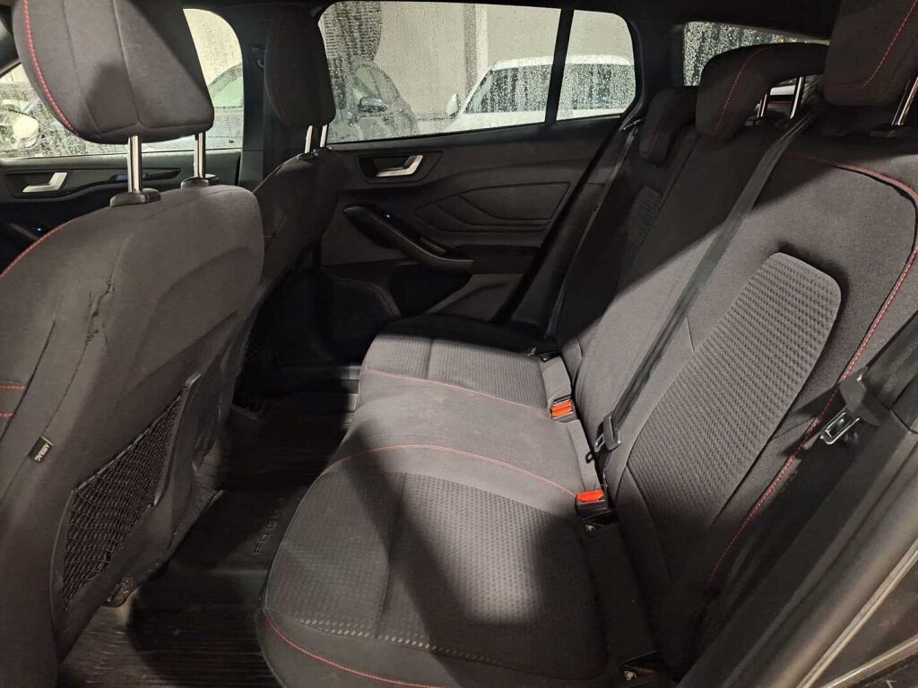 Ford Focus 2019 Harmaa