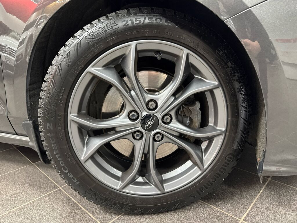 Ford Focus 2019 Harmaa