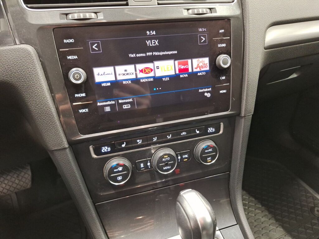 Volkswagen Golf 2019 Harmaa