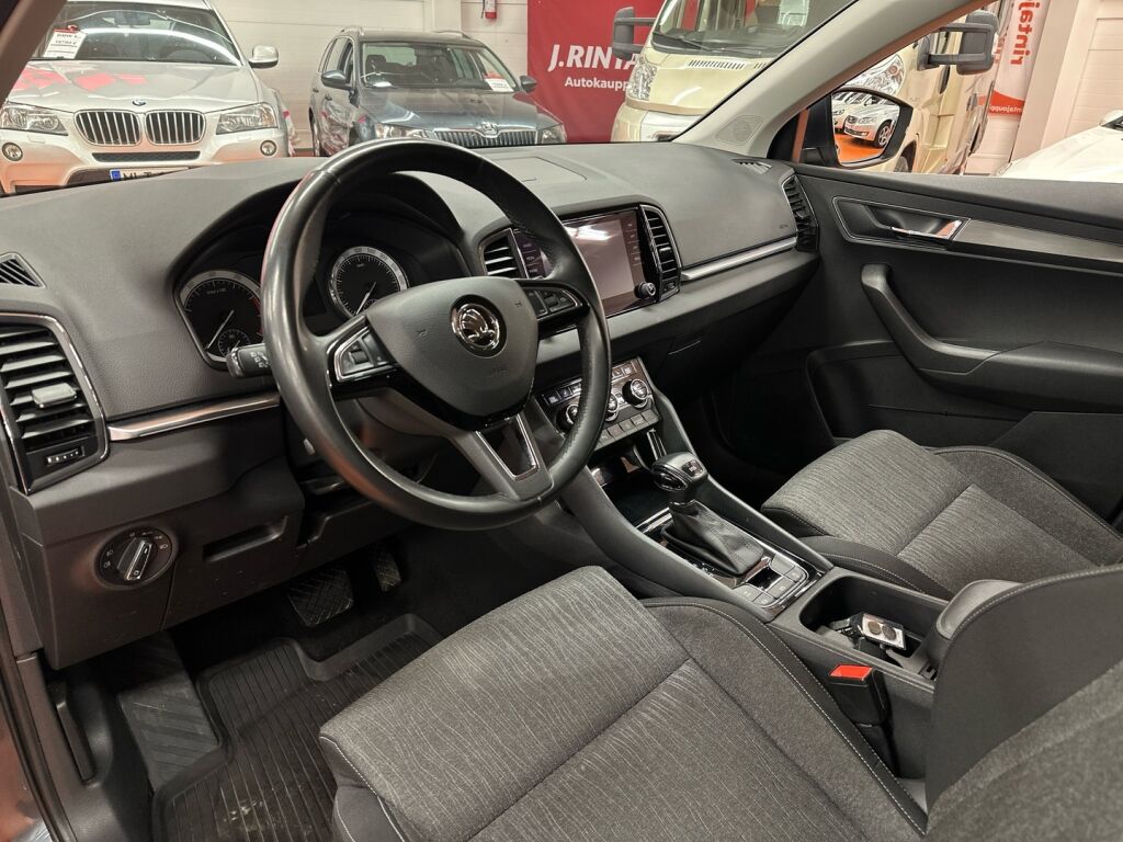 Skoda Karoq 2019 Harmaa