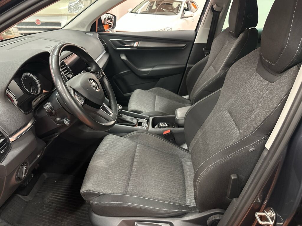 Skoda Karoq 2019 Harmaa
