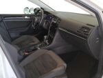 Volkswagen Golf 2019 Valkoinen