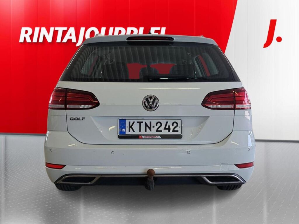 Volkswagen Golf 2019 Valkoinen
