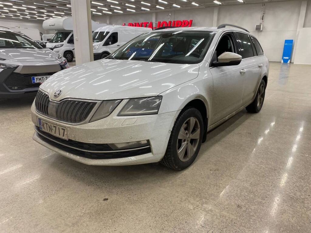 Skoda Octavia 2018 Valkoinen