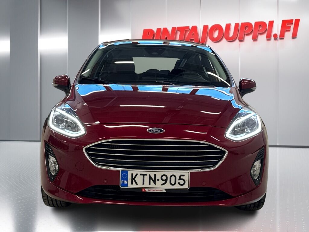 Ford Fiesta 2018 Punainen