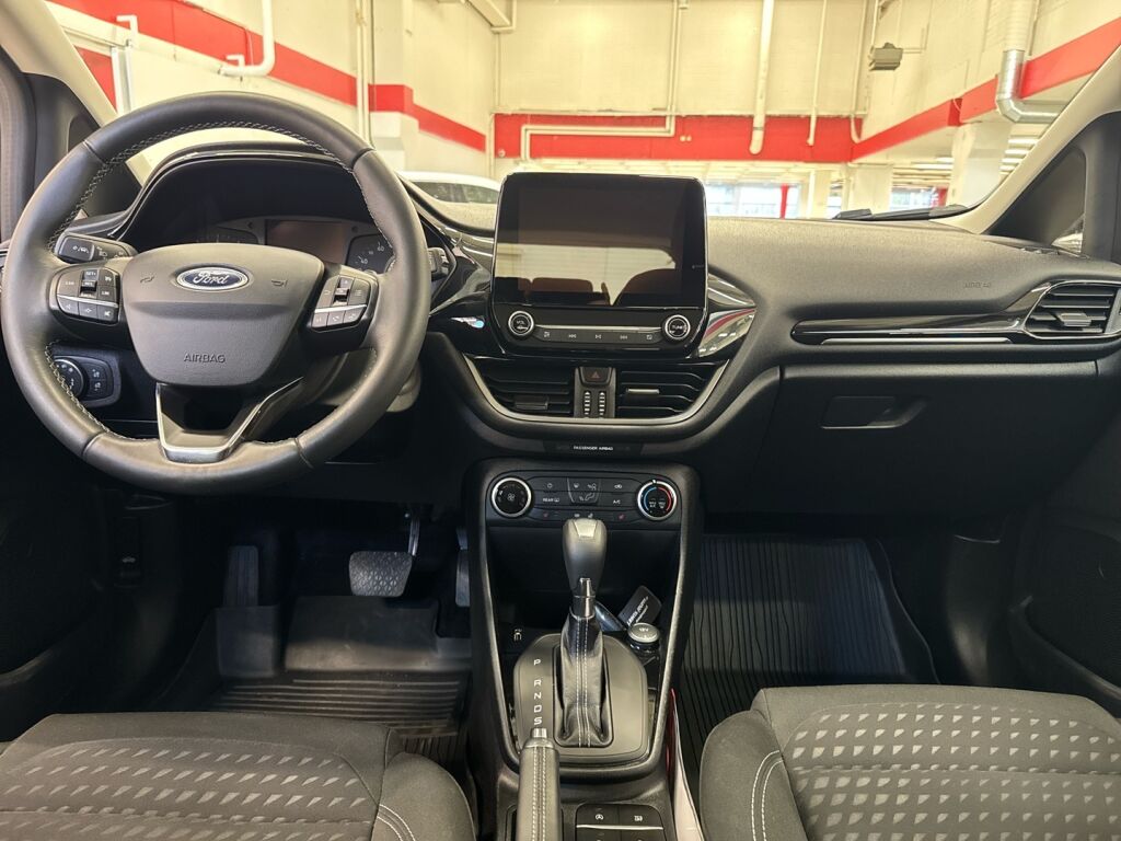 Ford Fiesta 2018 Punainen