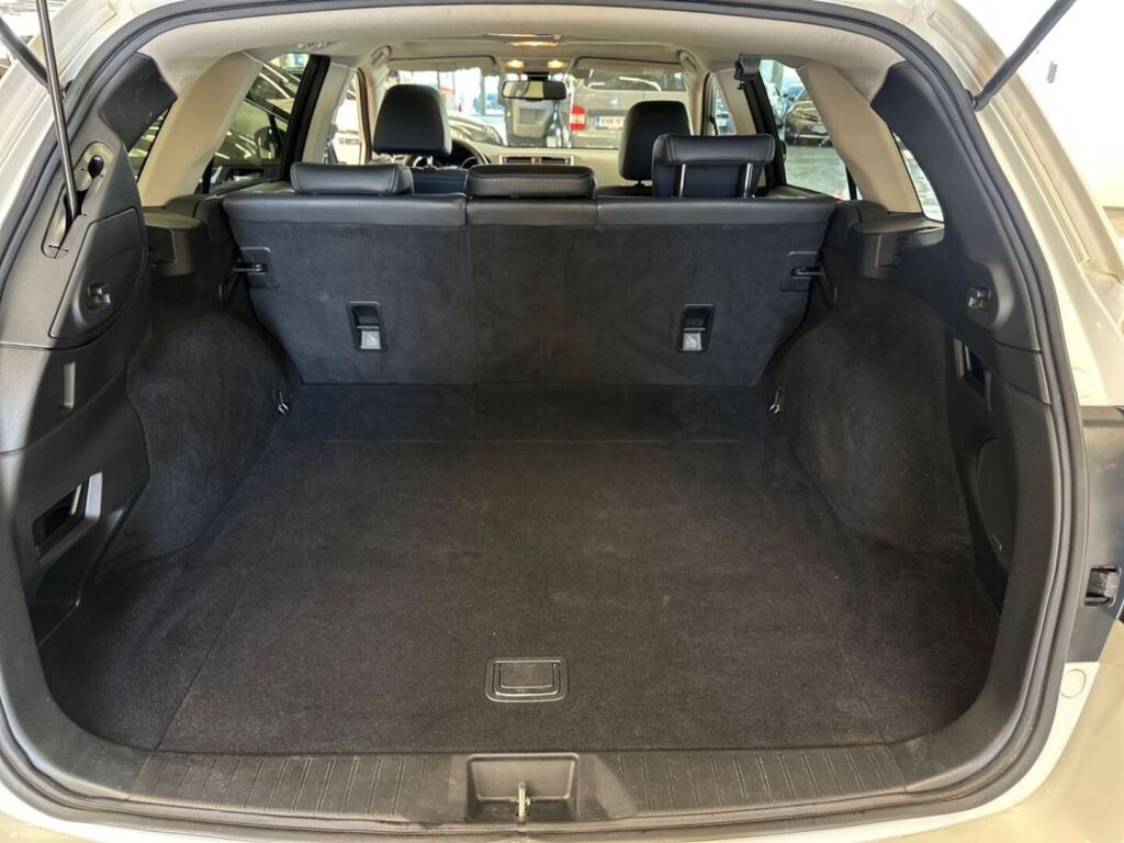 Subaru Outback 2019 Valkoinen