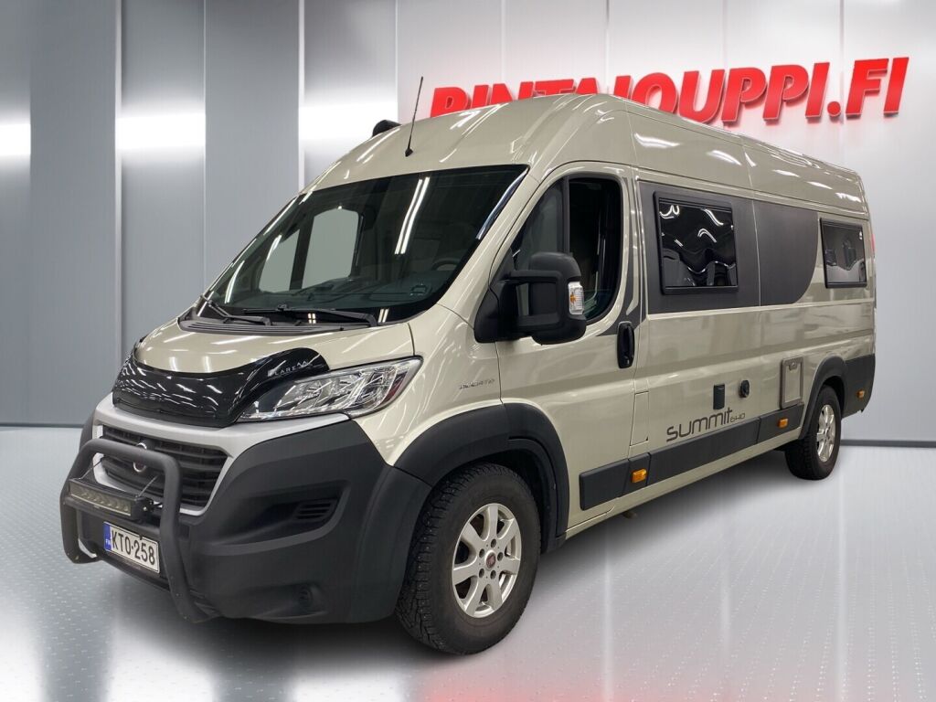 Pössl SUMMIT 640 2019 Vihreä