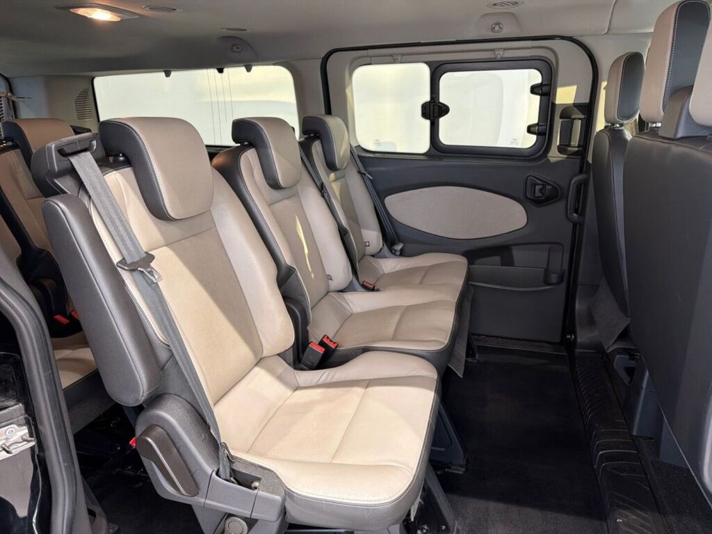 Ford Tourneo Custom 2017, bild 6/24