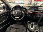 BMW 320 2013 Musta
