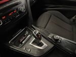 BMW 320 2013 Musta