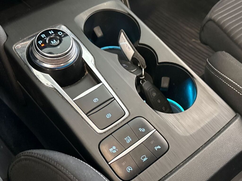 Ford Focus 2019 Sininen
