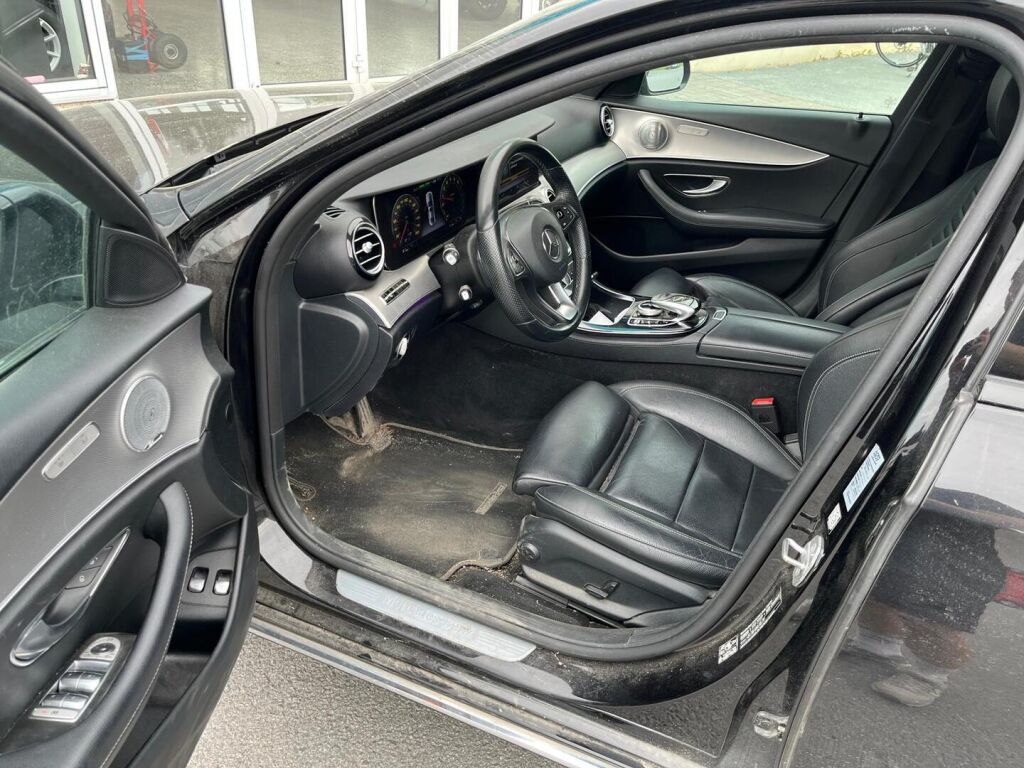 Mercedes-Benz E 2016 Musta