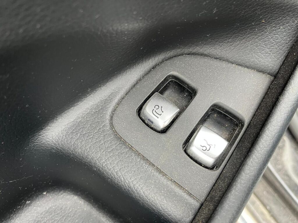 Mercedes-Benz E 2016 Musta