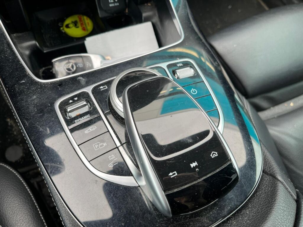 Mercedes-Benz E 2016 Musta