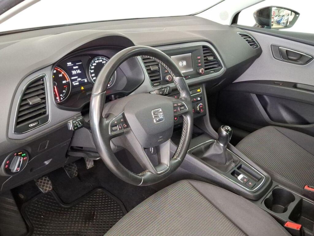 Seat Leon 2019 Violetti
