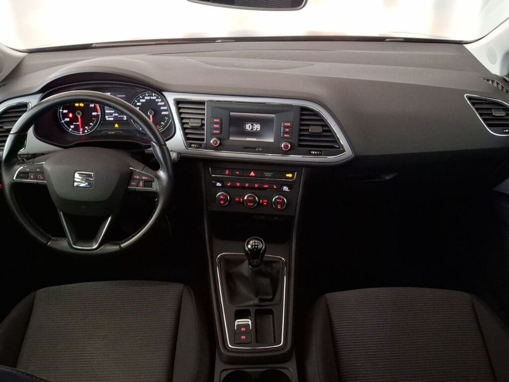 Seat Leon 2019 Violetti