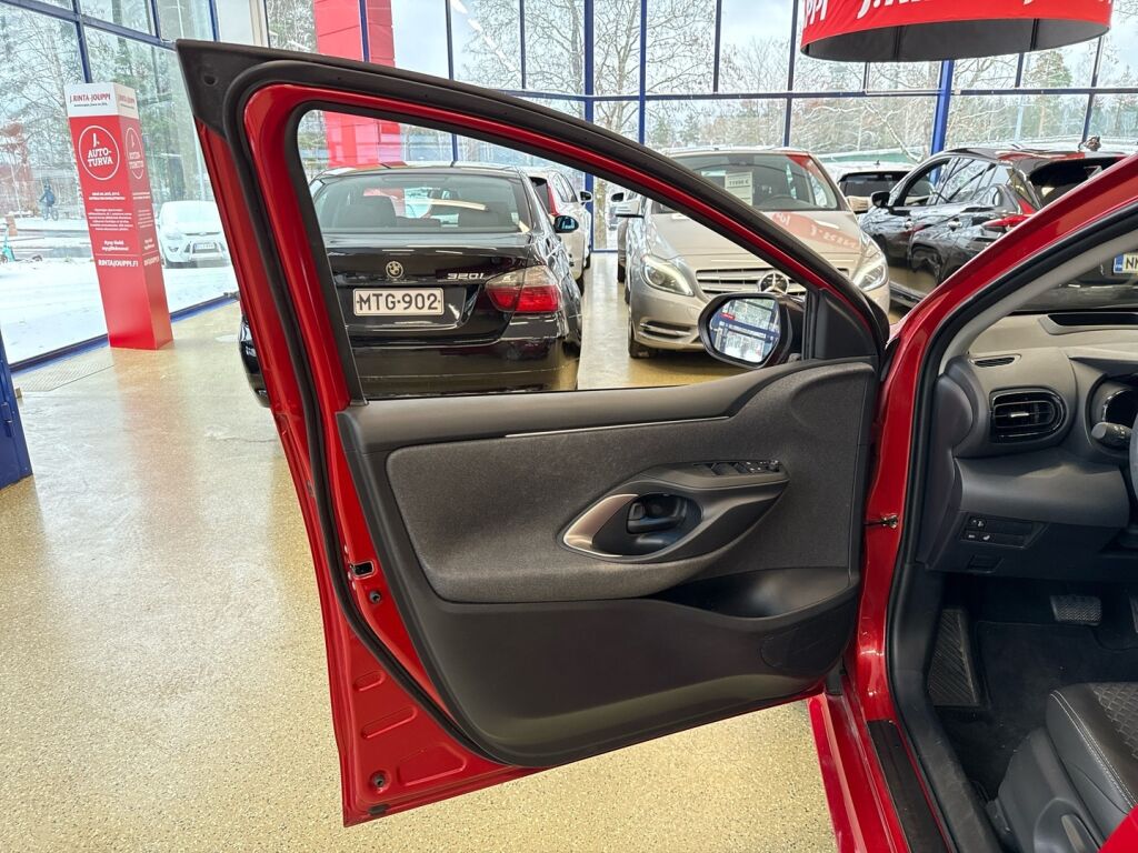 Mazda Mazda2 2022 Punainen