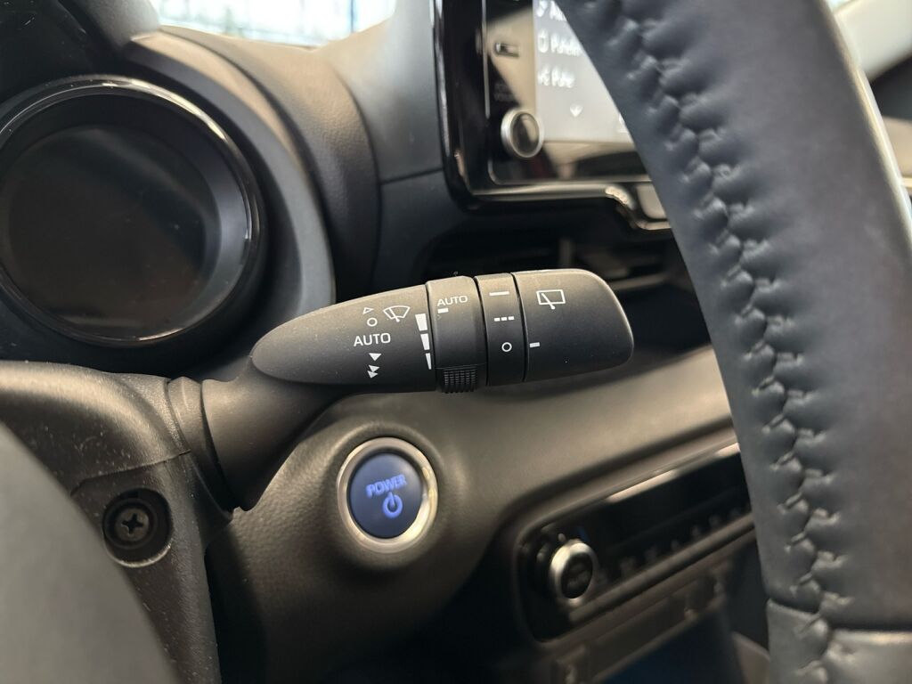 Mazda Mazda2 2022 Punainen