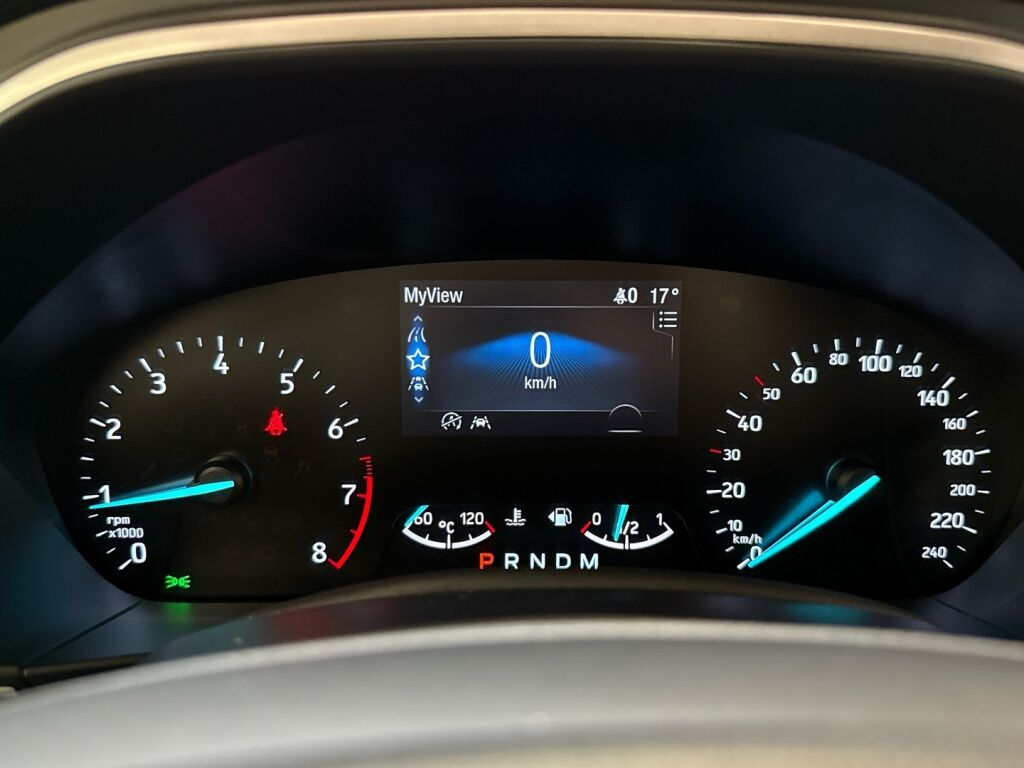 Ford Focus 2019 Punainen