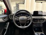 Ford Focus 2019 Punainen