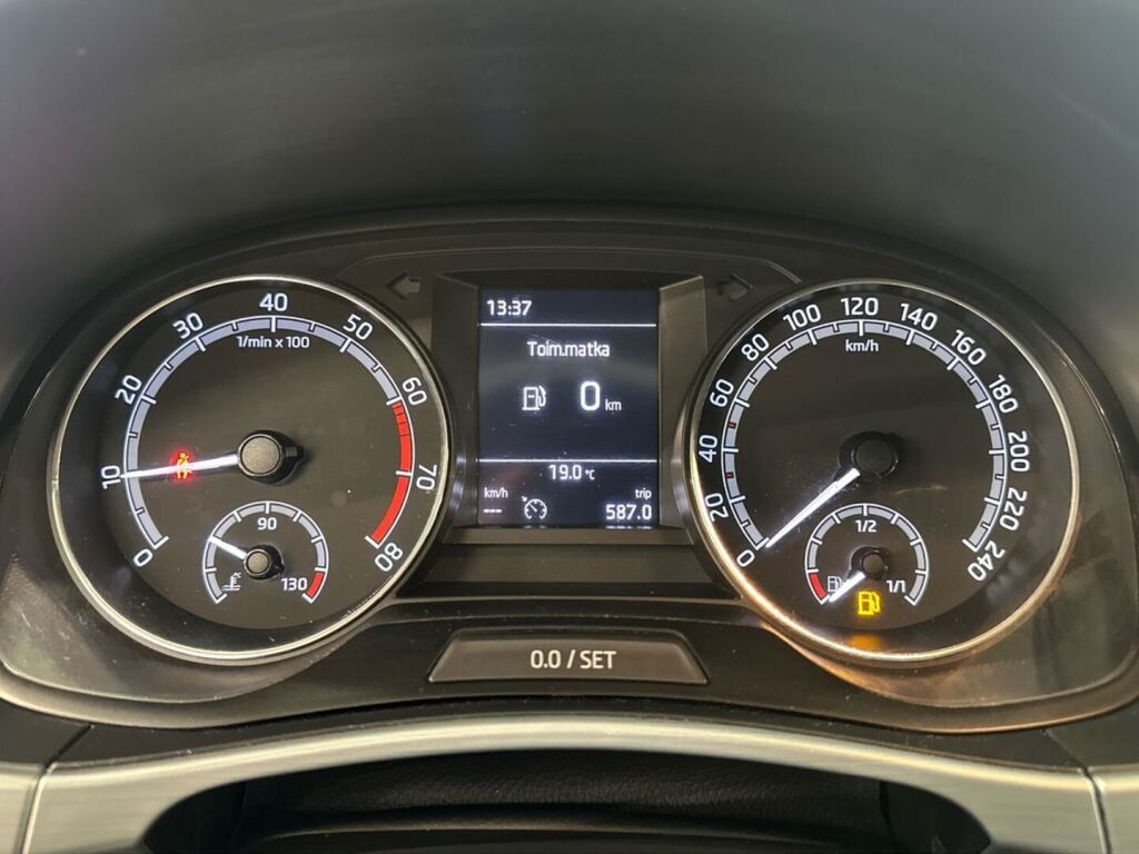 Skoda Fabia 2019 Harmaa
