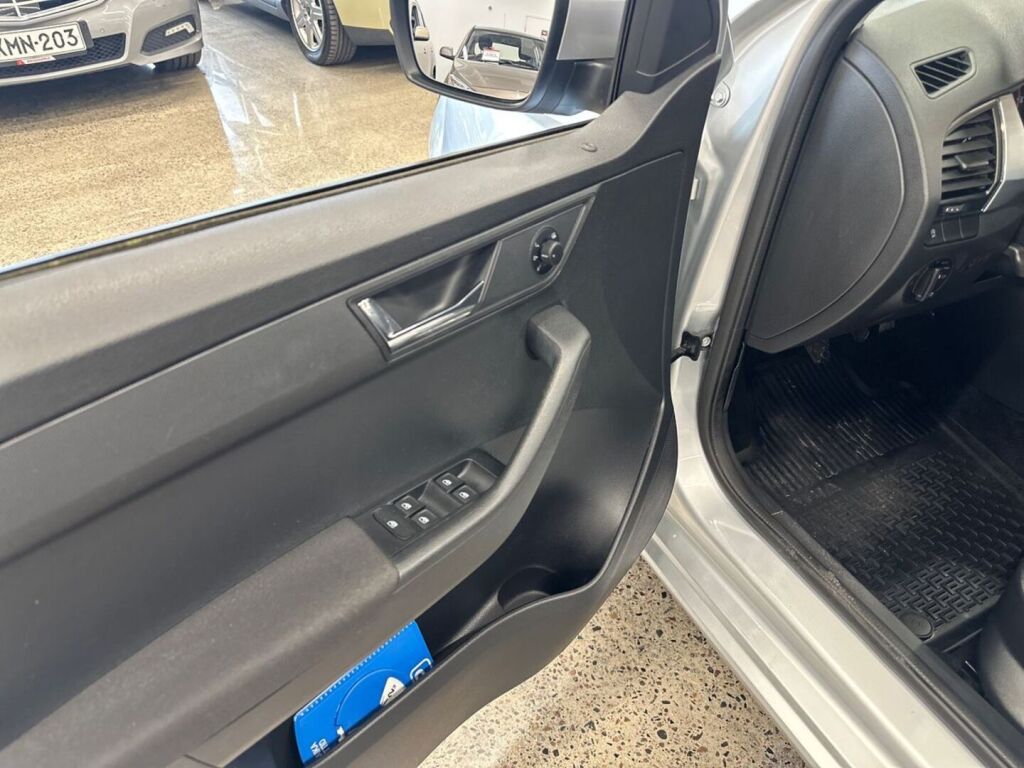 Skoda Fabia 2019 Harmaa