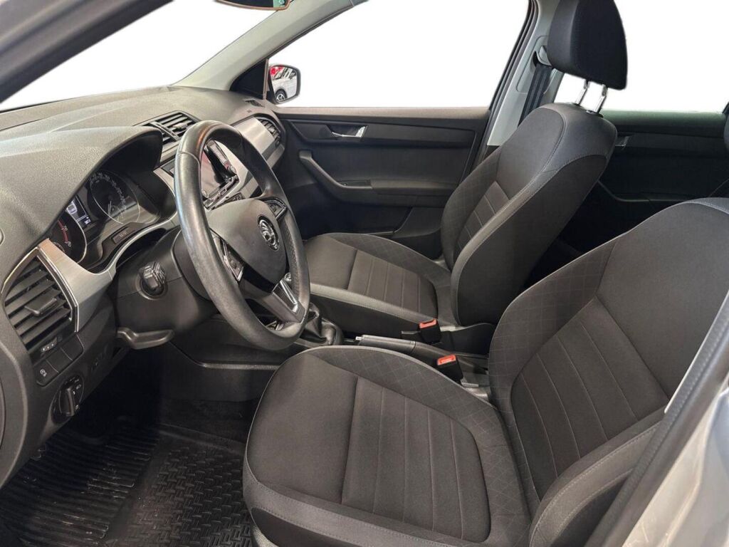 Skoda Fabia 2019 Harmaa