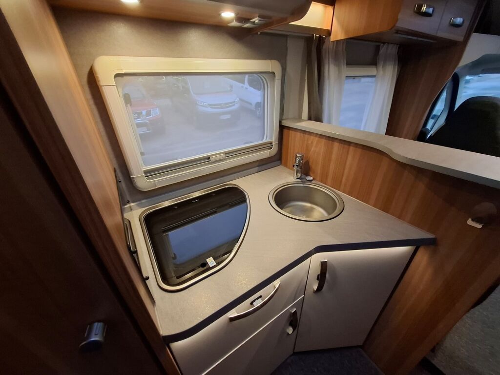 Weinsberg Caraloft 700 2020 Valkoinen