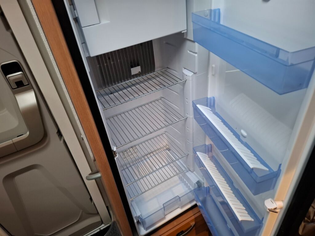 Weinsberg Caraloft 700 2020 Valkoinen