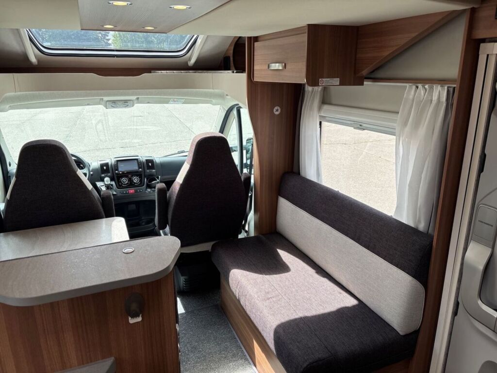 Weinsberg Caraloft 700 2020 Valkoinen