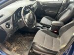 Toyota Auris 2015 Sininen