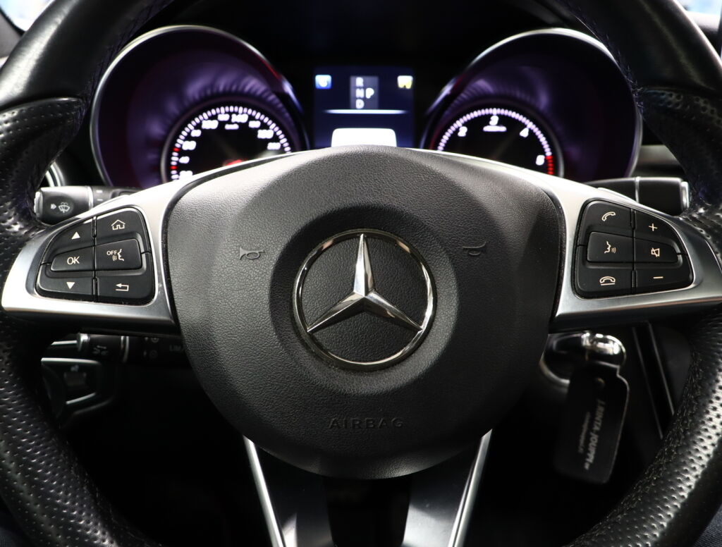 Mercedes-Benz C 2017 Sininen