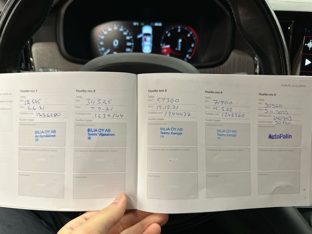 Volvo S90 2021 Musta