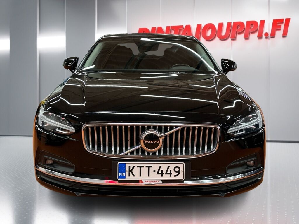 Volvo S90 2021 Musta