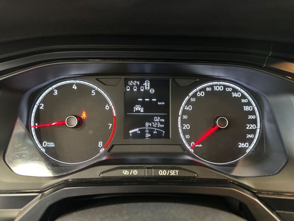 Volkswagen Polo 2020 Punainen
