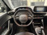 Peugeot 2008 2020 Musta