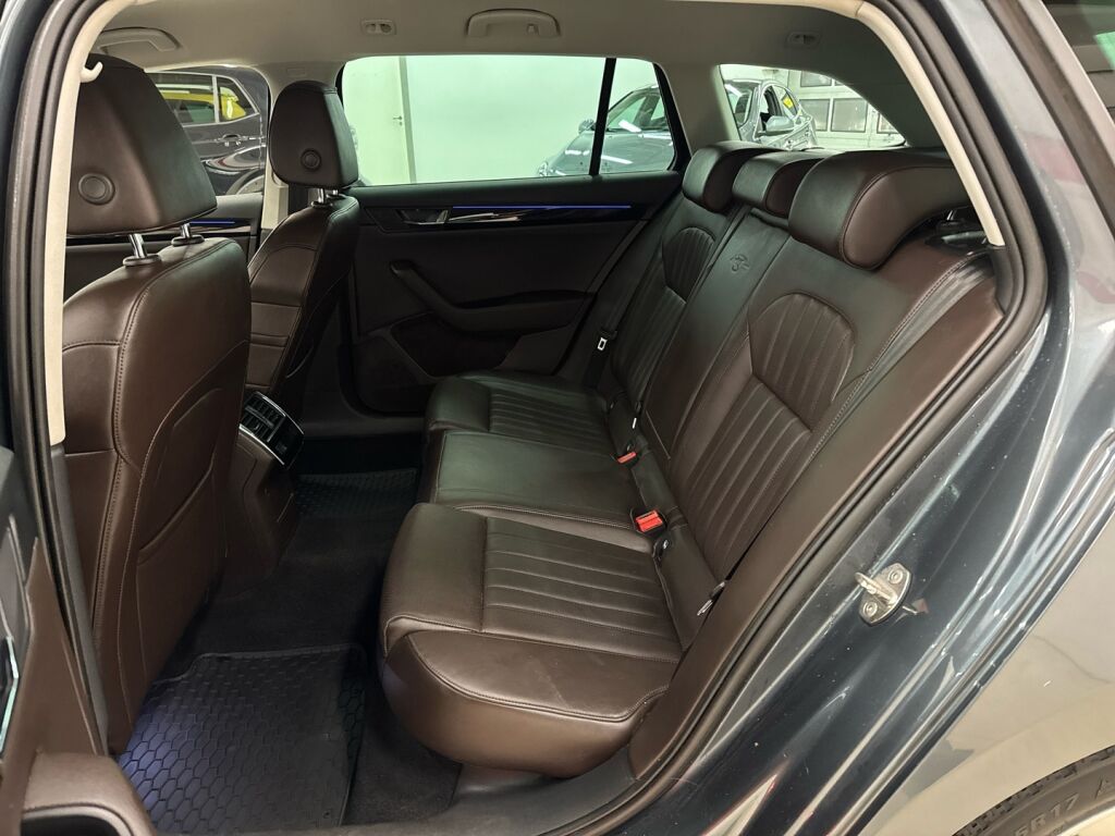 Skoda Superb 2015 Harmaa