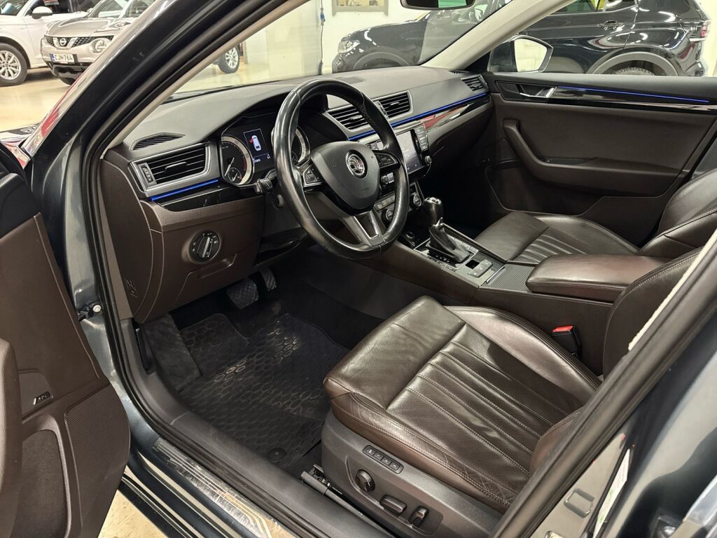 Skoda Superb 2015 Harmaa