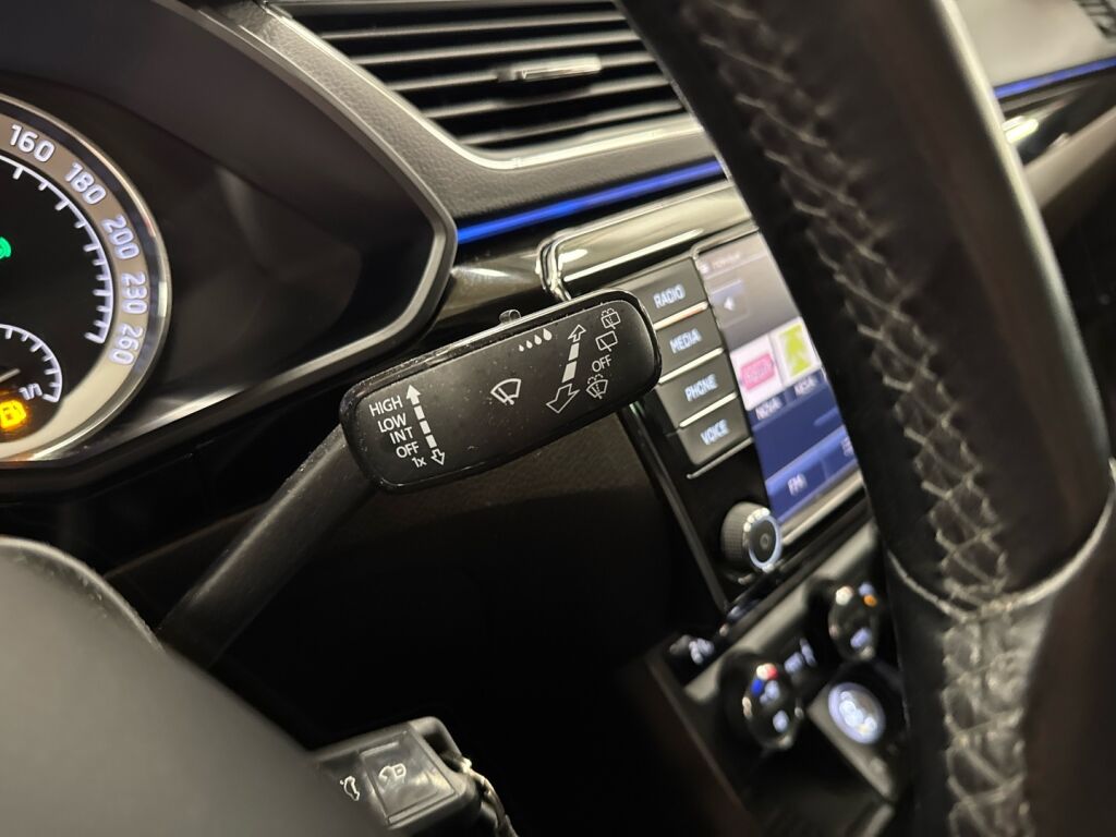 Skoda Superb 2015 Harmaa