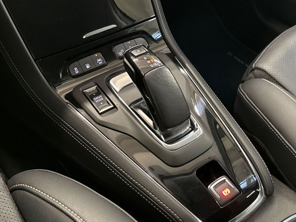 Opel Grandland X 2020 Valkoinen