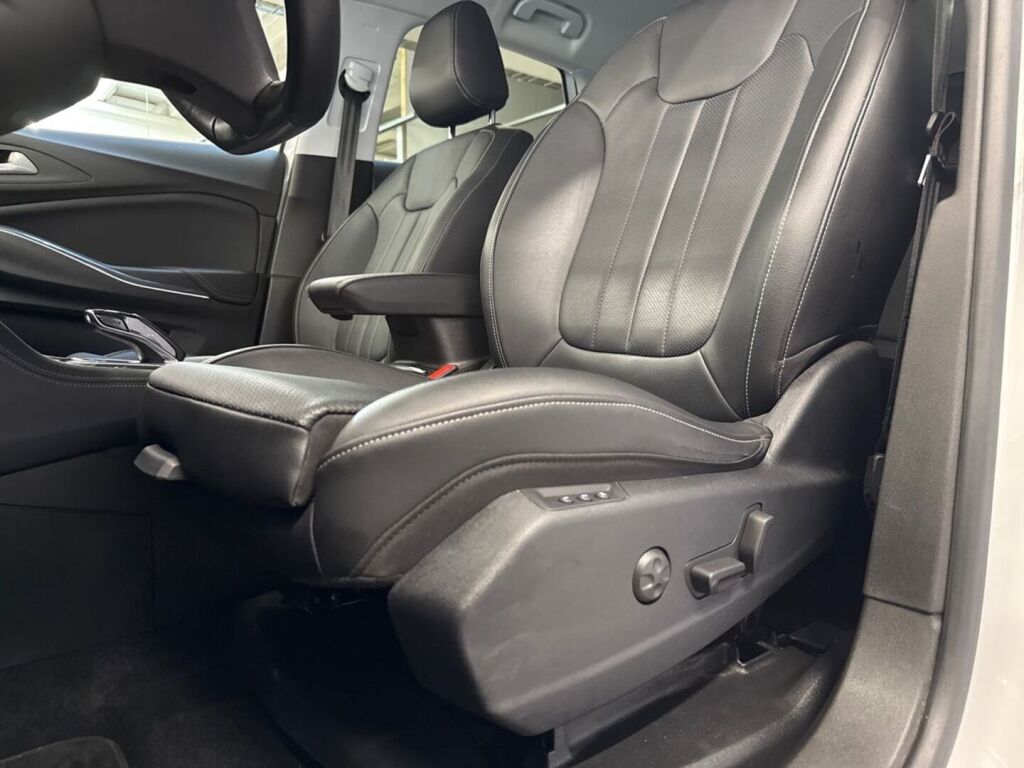 Opel Grandland X 2020 Valkoinen