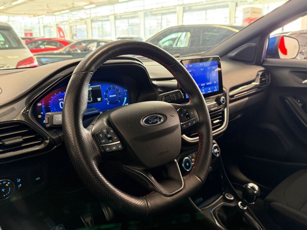 Ford Puma 2020 Sininen