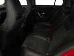 Mercedes-Benz A 2018 Punainen