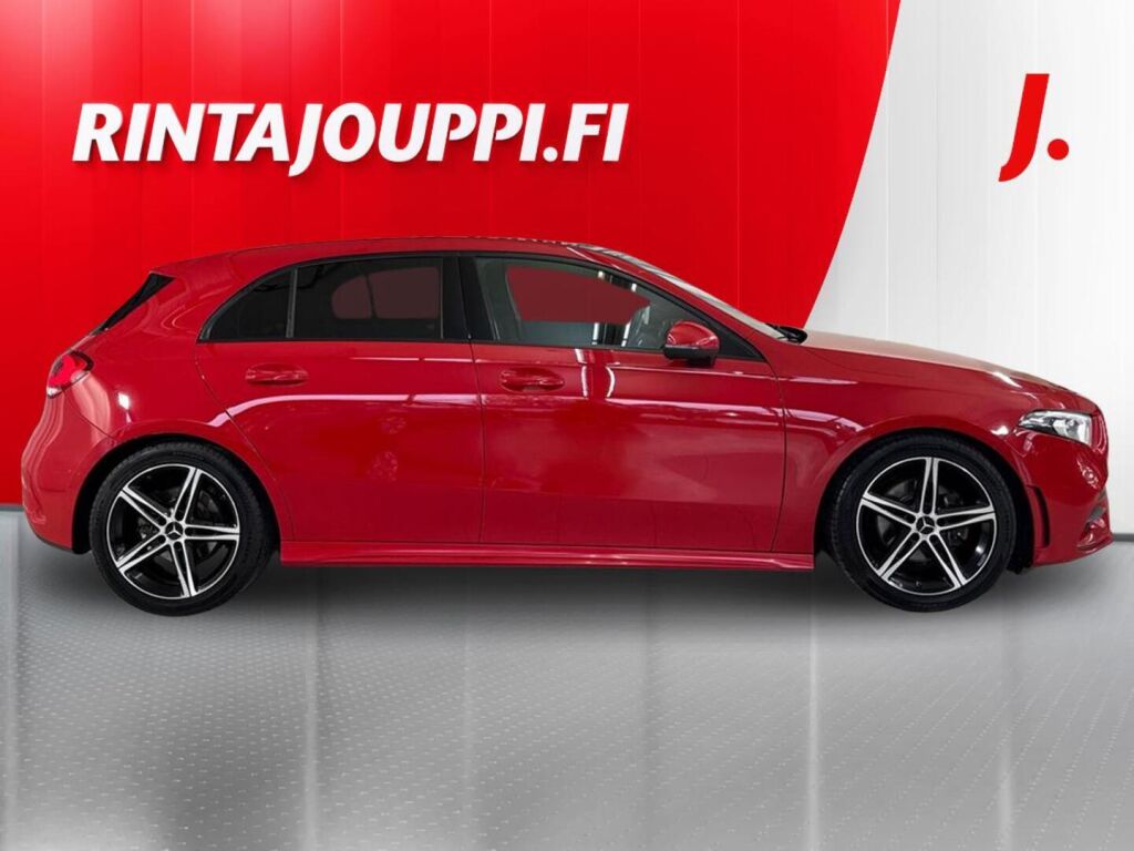 Mercedes-Benz A 2018 Punainen